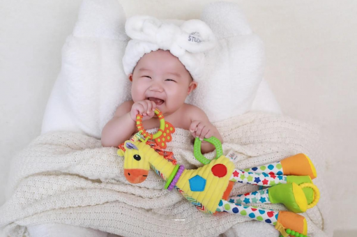 福鼎怎么判断宝宝是否斜颈 福鼎怎么判断宝宝是否斜颈